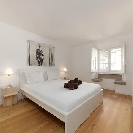 Unique 2 Bdr In The Heart Of Apartment Lisbon