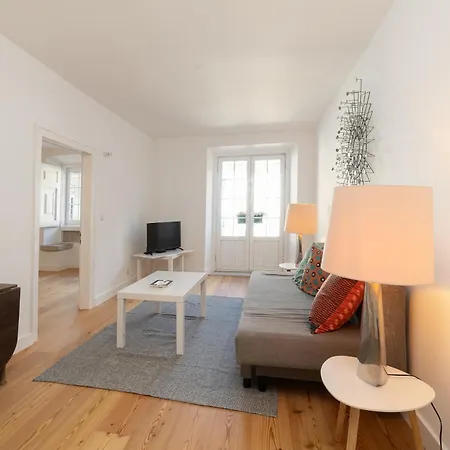 Unique 2 Bdr In The Heart Of Apartment Lisbon