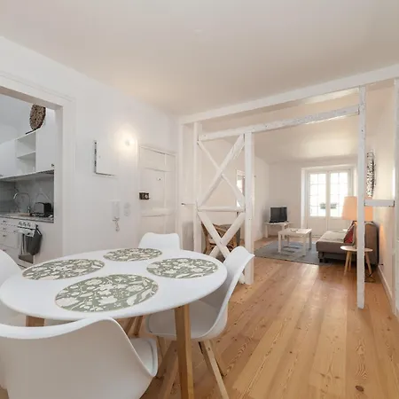 Unique 2 Bdr In The Heart Of Appartement *