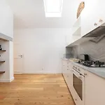 Unique 2 Bdr In The Heart Of Διαμέρισμα *