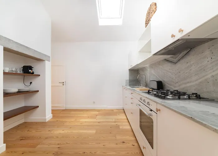 Unique 2 Bdr In The Heart Of Apartament *